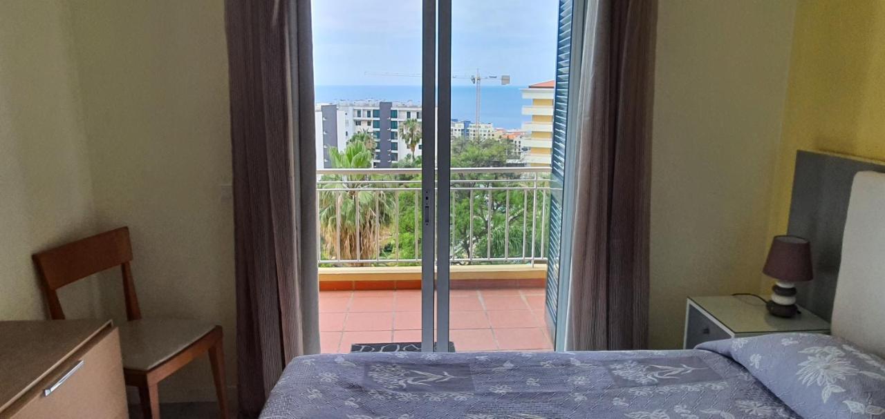 Tulipa View Apartament ฟุงชาล ภายนอก รูปภาพ